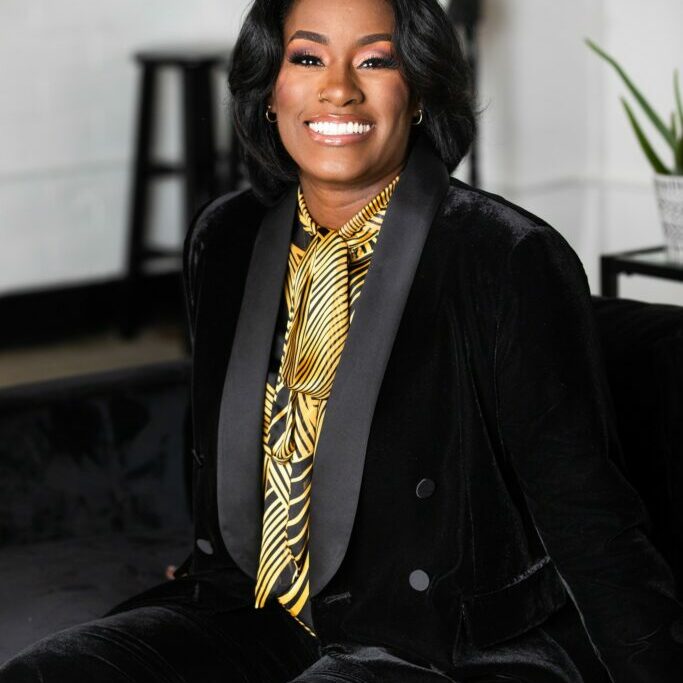 Amber_S_-Personal-Branding_323CreativeDesigns_07-3