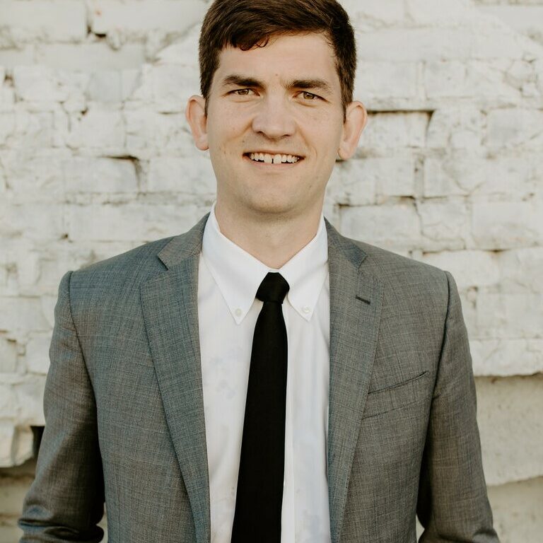 Daniel-Profile-Pic.2020.cropped